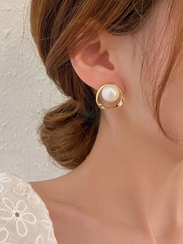 Boucles D'oreilles En Forme D'étude De Design Géométrique Décorées De Perles Fausses