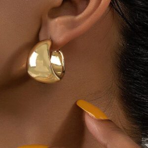 HOTNICE Une paire de boucles d'oreilles géométriques minimalistes en forme de larme, boucles d'oreilles polyvalentes et élégantes pour femmes, à porter au quotidien