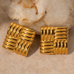 Uworld 1 Paire De Boucles D'oreilles De Personnalité À La Mode Haut De Gamme, Clous D'oreilles Carrés Texturés En Acier Inoxydable Plaqué Or 18 Carats, Accessoires D'élégance