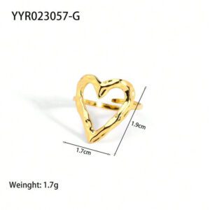 1 pièce Bague en acier inoxydable à la mode, exquise et romantique avec texture martelée en forme de cœur ajourée en 18 carats, pour la Saint-Valentin, le carnaval, le Nouvel An, les fêtes et le port quotidien pour femmes