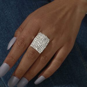 Bague avec strass