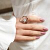 SHEIN BIZwear Bague Décorée De Fausse Perle