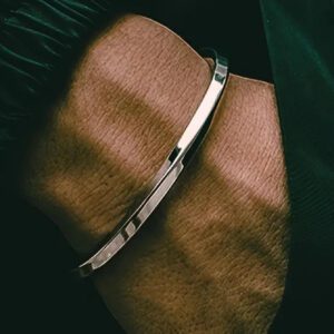 1 pièce Bracelet bracelet Mobius tordu en acier inoxydable, bracelet de couple rétro pour hommes et femmes, accessoires de mode