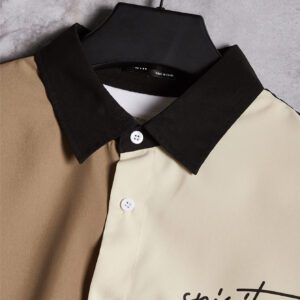 Manfinity UrbanChill Chemise pour homme de coupe ample avec lettrage graphique et bloc de couleur sans T-shirt, chemise vintage de travail kaki des années 70 à col boutonné à manches courte, cadeau pour petit ami