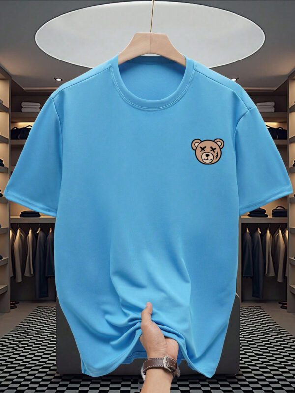Manfinity Dauomo T-shirt décontracté à manches courtes col rond avec imprimé d'ours de dessin animé pour hommes, été – Image 6