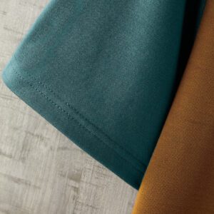 Manfinity Homme Homme T-shirt à blocs de couleurs à broderie sans collier