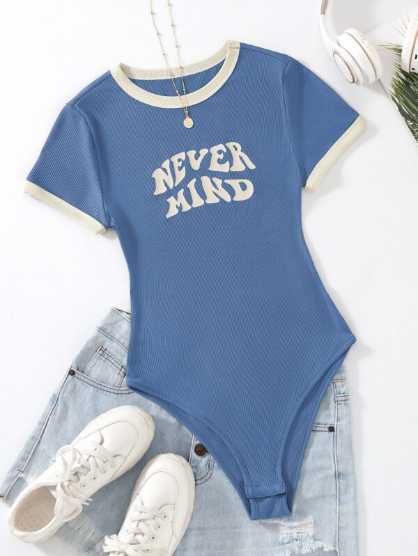 SHEIN MOOSTA Body graphique de slogan à bordure contrastante – Image 3