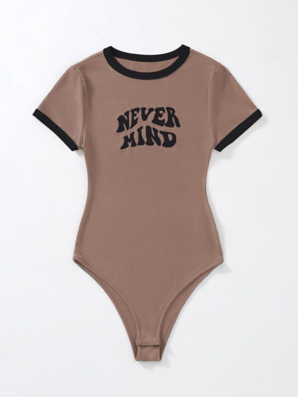 SHEIN MOOSTA Body graphique de slogan à bordure contrastante – Image 14