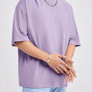 Manfinity UrbanChill T-shirt col voilé unicolore décontracté pour hommes