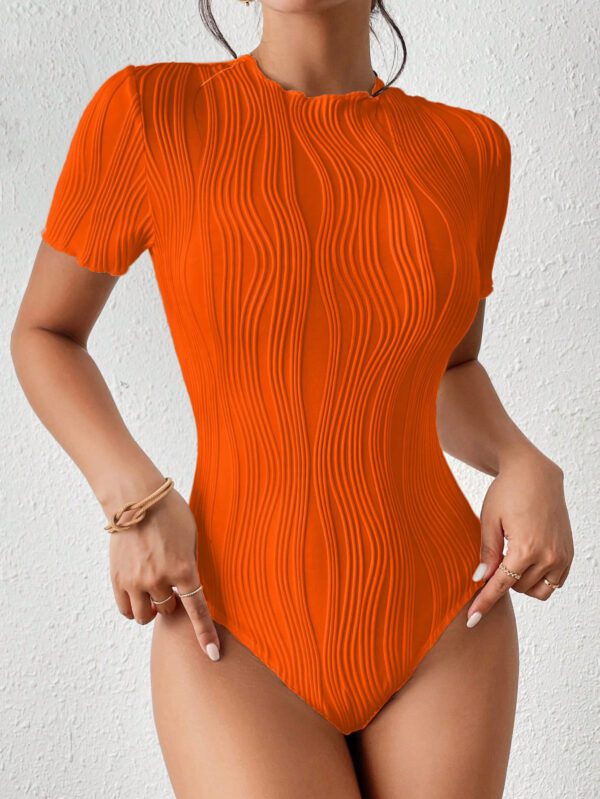 SHEIN Frenchy Combinaison femme col rond unie, à broderie ajourée, manches courtes. , vêtements de rentrée, style "old money", vêtements d'automne, vêtements 4 juillet, tenues de professeur – Image 4