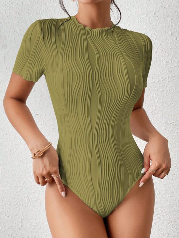 SHEIN Frenchy Combinaison femme col rond unie, à broderie ajourée, manches courtes. , vêtements de rentrée, style "old money", vêtements d'automne, vêtements 4 juillet, tenues de professeur – Image 6