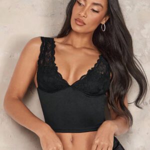 SHEIN BAE Tenue Glamour Pour Le Réveillon Du Nouvel An - Haut De Camisole Pour Femmes En Dentelle Tricotée Et Haute Extensibilité