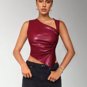 Glamine Top plissé élégant et chic synthétique PU bordeaux asymétrique pour femme, style vintage moto, coupe slim sans manches, idéal pour le Nouvel An et les fêtes. Top plissé pour la Saint-Valentin avec imprimé câlins et baisers.