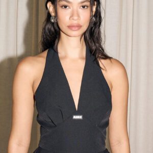 AiiRZ Top avec peplum, encolure ras-du-cou et décolleté plongeant avec logo
