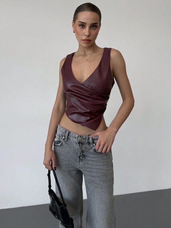 Aloruh Débardeur en PU rouge vin à taille asymétrique profond et sexy pour festival de musique et Noël, pour jeunes femmes – Image 6