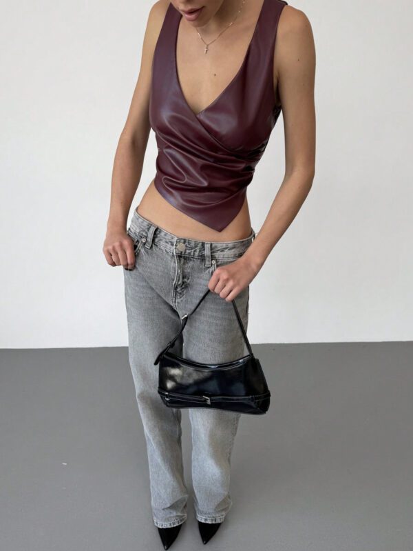 Aloruh Débardeur en PU rouge vin à taille asymétrique profond et sexy pour festival de musique et Noël, pour jeunes femmes – Image 7