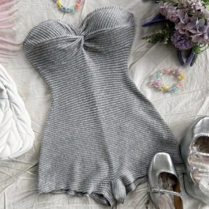 SHEIN PETITE Combi-short mode sexy de couleur unie avec torsion et découpes ajourées