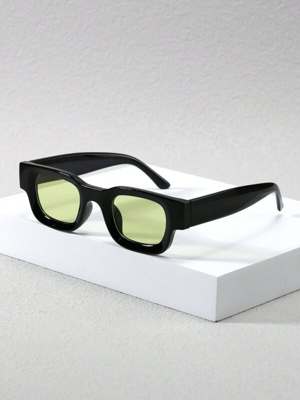 1 pièce Lunettes de mode à monture étroite et épaisse rectangulaire avec surface concave pour le style de rue et les accessoires d'ombre. Accessoires d'Halloween et de plage. Lunettes de soleil au look mode de rue et convenant pour les pulls, vestes, sweats à capuche, pantalons et cargos. – Image 25