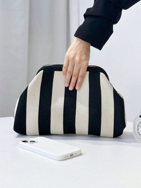 Pochette élégante rayée et bicolore BAIZE - grande et polyvalente, idéale pour un usage quotidien et toutes les occasions, cadeaux de Noël – Image 13