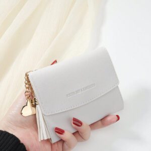 SOUTHLAND&KANGAROO Petit portefeuille blanc en métal avec décor de cœur et franges, poche pour pièces, portefeuille femme bicolore, mini et léger, style minimaliste mode moderne pour entreprise. Idéal pour anniversaire, Saint-Valentin, anniversaire, cadeau de couple, femme, fille, lady. Fournitures scolaires, dortoir, retour à l'école, sac cadeau, décontracté professionnel