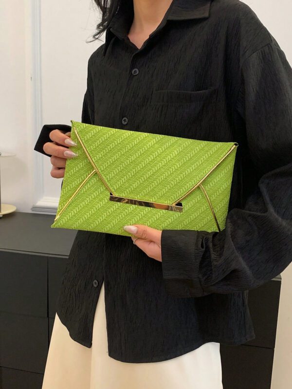 Nouvelles femmes 2023 Sac de soirée enveloppe à motif crocodile, texture haut de gamme, impopulaire, sac d"aisselle ultramince de grande capacité, sac à main à blocs de couleur – Image 4