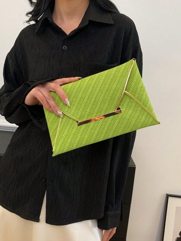 Nouvelles femmes 2023 Sac de soirée enveloppe à motif crocodile, texture haut de gamme, impopulaire, sac d"aisselle ultramince de grande capacité, sac à main à blocs de couleur – Image 5