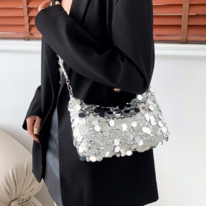 1 pièce Sac d'épaule PVC à fermeture éclair scintillant, embrayage avec sangle en chaîne, sac en forme de pain français pour femmes, convient pour les fêtes, les sorties et les dîners. Sac de fête parfait pour les fêtes, les mariages, les soirées, les dîners, assorti aux robes de fête, aux robes de soirée et aux robes à paillettes, s'assortissant parfaitement aux tenues du Nouvel An
