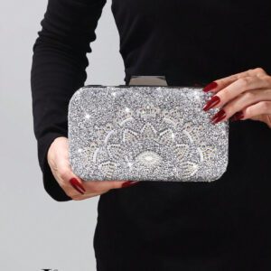 Sac pochette plissé doré brillant, sac de soirée de luxe avec décoration de chaîne diamantée. Convient pour les robes, les mariages romantiques, les fêtes, les boîtes de nuit, la Saint-Valentin et les cadeaux d'anniversaire