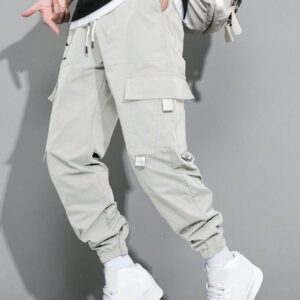 Manfinity Hypemode Pantalon cargo pour hommes avec poche rabattable avec graphique, cordon de serrage à la taille