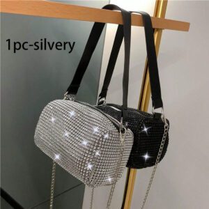 Mini sac de soirée avec décoration de strass et bandoulière en chaîne, petit sac bandoulière et messager de luxe pour femme pour les voyages, sacs à main à l'épaule scintillants avec design de diamants. Sac à main de dîner brillant et à strass pour femme (boucle de chaîne aléatoire)
