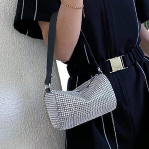 Mini sac de soirée avec décoration de strass et bandoulière en chaîne, petit sac bandoulière et messager de luxe pour femme pour les voyages, sacs à main à l'épaule scintillants avec design de diamants. Sac à main de dîner brillant et à strass pour femme (boucle de chaîne aléatoire)