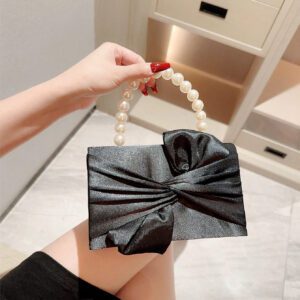 Sac de soirée élégant et délicat décoré avec un nœud et de fausses perles, à tenir en main, convenant pour les robes de soirée. Sac de mariée tendance, parfait pour les fêtes, les mariages, les bals de promo, les dîners/banquets, assortissant avec les robes de mariée, les robes de soirée, la robe de bal de promo, la robe d'anniversaire, la robe de fête. Cadeau parfait pour la Saint-Valentin.