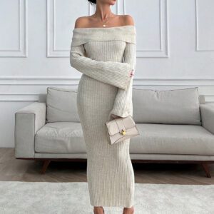 SHEIN Robe pull fendue à l'épaule de couleur unie ajustée