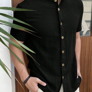 Manfinity ModaGents Chemise décontractée en tissu tissé à manches courtes et col droit pour hommes de couleur unie en été