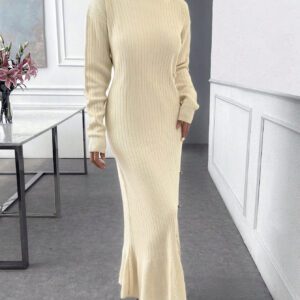 SHEIN Robe maxi avec motif côtelé, volants et boutons dorés