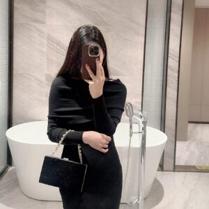 Sac de soirée Moonlit EveBag pour femmes en hiver, en velours et chaîne de strass brillants à la mode, parfait pour la discothèque, un banquet, une fête, un bal, une occasion formelle