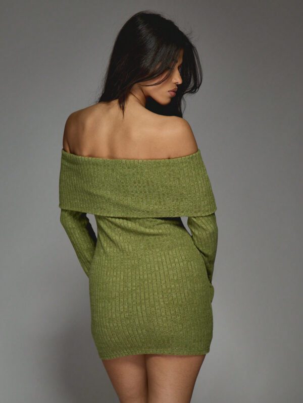 MISSGUIDED Robe moulante mini à manches longues et épaules dénudées avec détails métalliques sur les côtes – Image 6