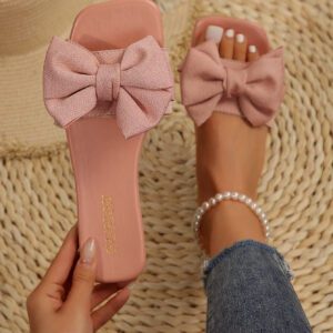 Sandales plates confortables pour femmes grandes tailles, style européen et américain, avec bout ouvert, nœud papillon et tige en tissu. Chaussures d'été décontractées et à la mode pour la plage et l'extérieur, idéales pour la Saint-Valentin