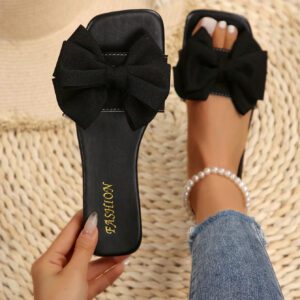 Sandales plates confortables pour femmes grandes tailles, style européen et américain, avec bout ouvert, nœud papillon et tige en tissu. Chaussures d'été décontractées et à la mode pour la plage et l'extérieur, idéales pour la Saint-Valentin