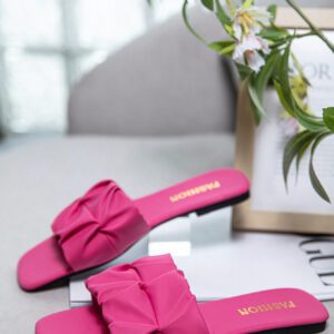 Sandales plates pour femmes avec bout carré, bague d'orteil, vamp plissé, antidérapant, chaussures décontractées de plage extérieure pour vacances