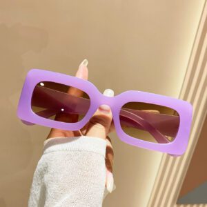 1 paire de lunettes de plage mode à petits carré en plastique, noires. Accessoires mode de plage pour femmes. Lunettes de soleil tendance. Basiques pour tenues femmes automne-hiver, casual d'affaires, cadeau