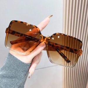 1 pièce Lunettes de mode de style européen et américain surdimensionnées de mode Y2K pour femmes, convenant pour la prise de photos, la conduite et les ombres de plage. Accessoires de plage pour femmes. Lunettes de soleil. Basiques tendance. Tenues d'automne et d'hiver pour femmes. Décontracté chic. Cadeaux