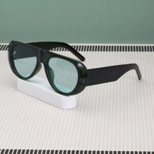 1 pièce Lunettes de mode rondes en plastique pour femmes, convenant pour les voyages, les fêtes, le filtrage de la lumière nuisible, le cyclisme et les activités quotidiennes. Accessoires de plage pour femmes. Lunettes de soleil tendance. Basiques pour tenues femmes automne hiver. Cadeaux décontractés pour le travail.