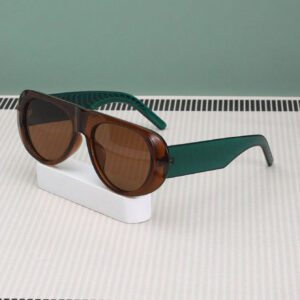 1 pièce Lunettes de mode rondes en plastique pour femmes, convenant pour les voyages, les fêtes, le filtrage de la lumière nuisible, le cyclisme et les activités quotidiennes. Accessoires de plage pour femmes. Lunettes de soleil tendance. Basiques pour tenues femmes automne hiver. Cadeaux décontractés pour le travail.