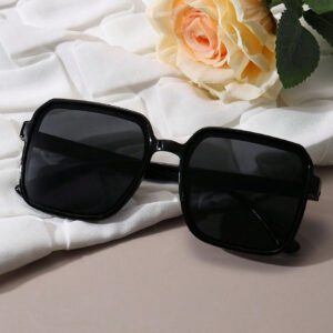 Lunettes de soleil carrées surdimensionnées en plastique vintage pour femmes, style classique tendance, décoration pour les voyages en extérieur, les vacances à la plage, lunettes de soleil de protection solaire, accessoires de plage pour femmes, lunettes de soleil, lunettes de soleil