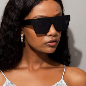 1 pièce Lunettes de soleil carrées surdimensionnées en plastique pour femmes avec branches larges, multicolores, européenne et américaine, accessoires pour activités extérieures, style de rue, vacances, plage. Convient pour pulls, jeans, survêtements, sweats à capuche, vestes, robes et chemises à manches longues