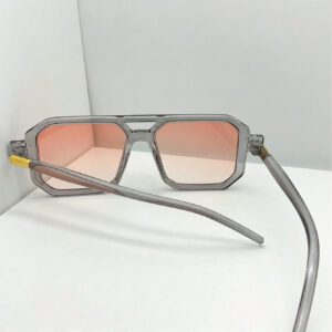 1 pièce Lunettes de mode pour femmes avec double traverse et monture carrée. Accessoires de plage pour femmes. Lunettes de soleil tendance. Indispensables automne-hiver pour tenues femmes. Cadeaux décontractés mais chic pour les affaires.