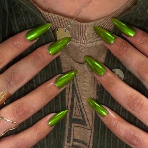 Ensemble de 24 pièces Ongles artificiels faux amande moyenne brillants, chromés, métalliques, brillants, à pousser, style Y2K, contenant 1 pièce de colle en gelée et 1 pièce de lime à ongles, adaptés pour les fêtes Rave