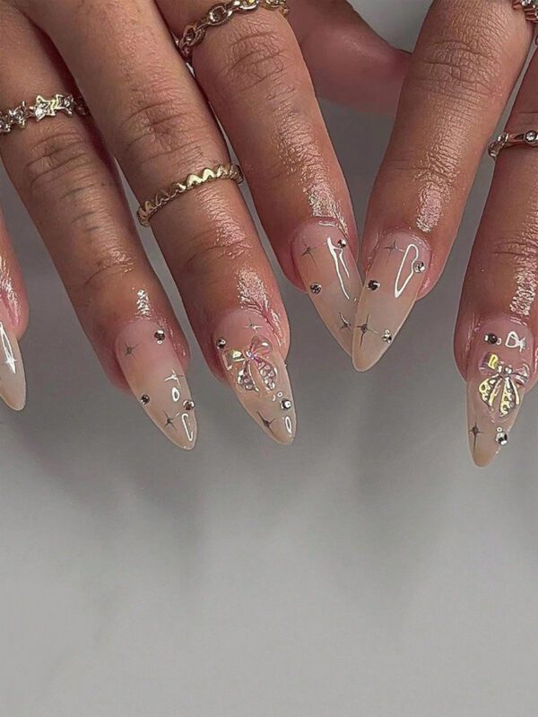 24 pièces de faux ongles attrayants en forme d'amande courte avec motifs de cerise rouge et blanche et d'herbe, conviennent pour un usage quotidien, de festival et de trajet pour femmes, Édition du nouvel an Press On Nails Nail Supplies – Image 2