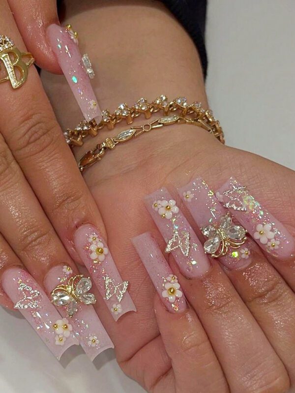 24 pièces Faux ongles de luxe extra longs de forme carrée avec design 3D de papillon doré et strass. Fournitures de faux ongles de couleur champagne chaude pour couvrir complètement les ongles des femmes et des filles pour les fêtes et la danse. Facile à appliquer et à retirer – Image 11